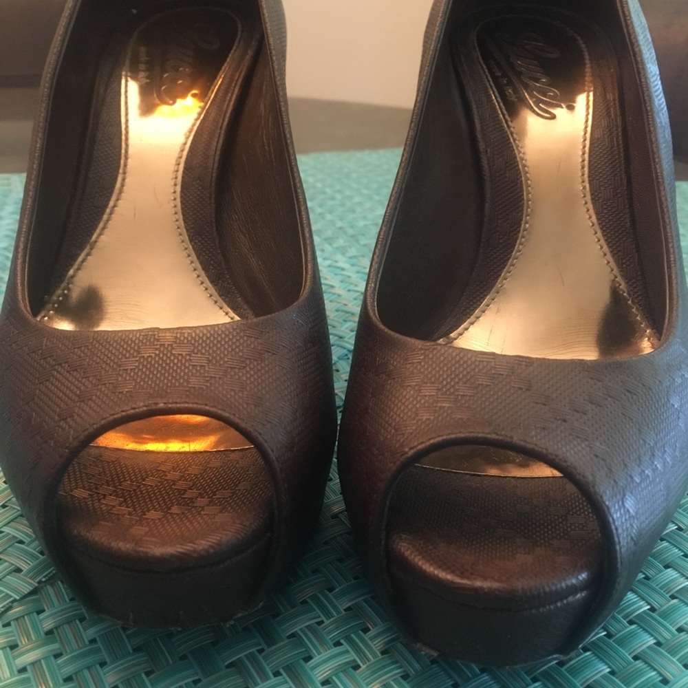 Gucci peep toe brown leather platform heels - Picture 8 of 8